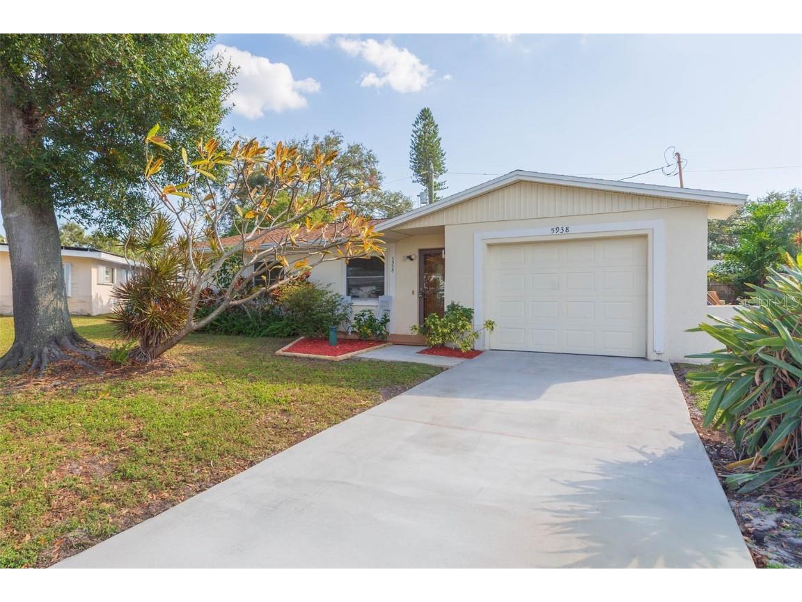 5938 4th Avenue S Saint Petersburg FL 33707 TB8449454 image1