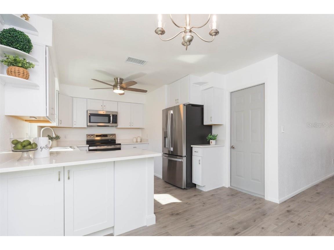 5938 4th Avenue S Saint Petersburg FL 33707 TB8449454 image10