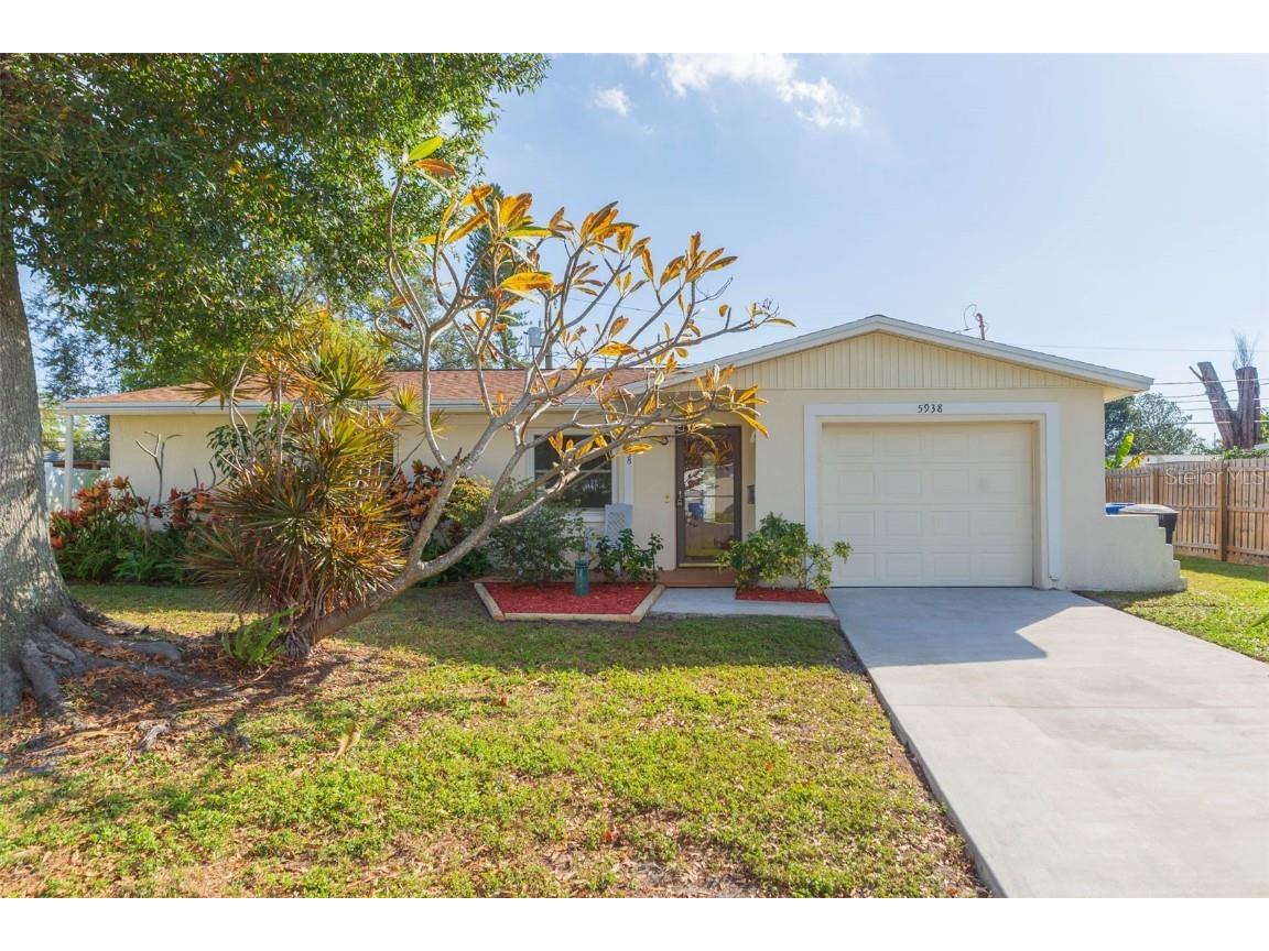 5938 4th Avenue S Saint Petersburg FL 33707 TB8449454 image2