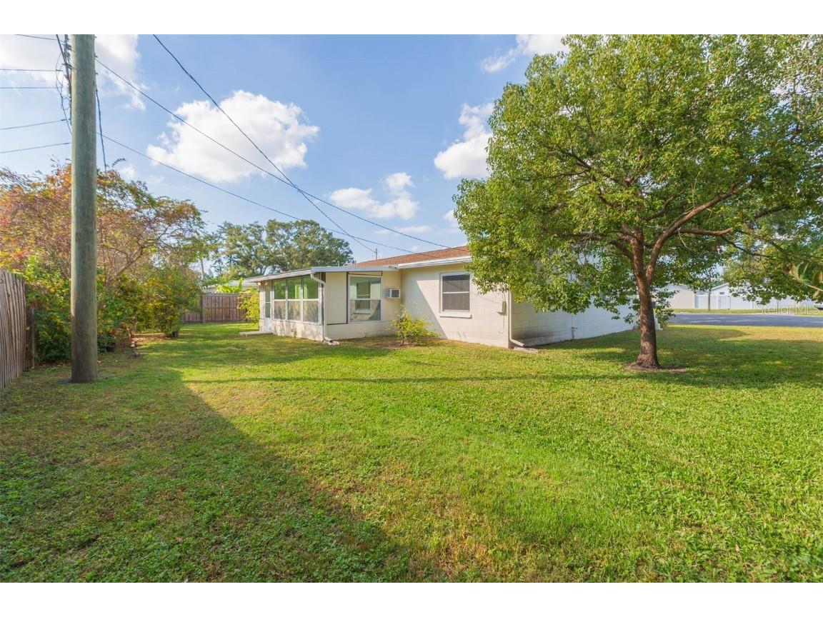 5938 4th Avenue S Saint Petersburg FL 33707 TB8449454 image33