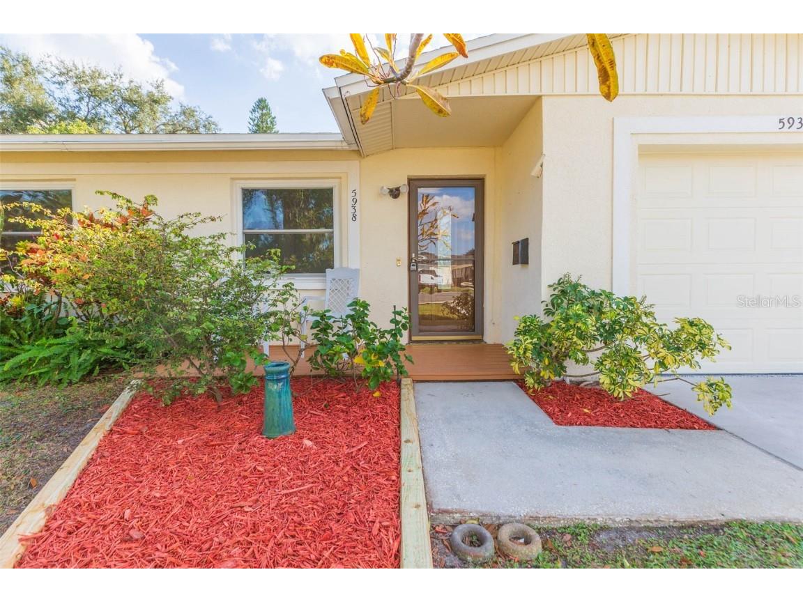 5938 4th Avenue S Saint Petersburg FL 33707 TB8449454 image4