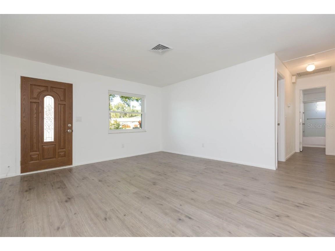 5938 4th Avenue S Saint Petersburg FL 33707 TB8449454 image8