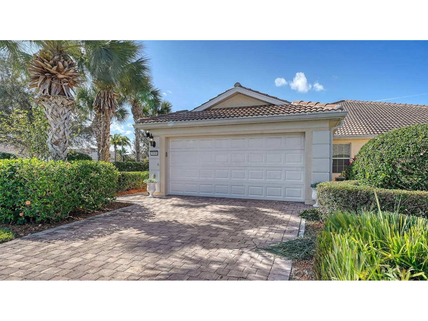 5939 Guarino Drive Sarasota FL 34238 A4593835 image1