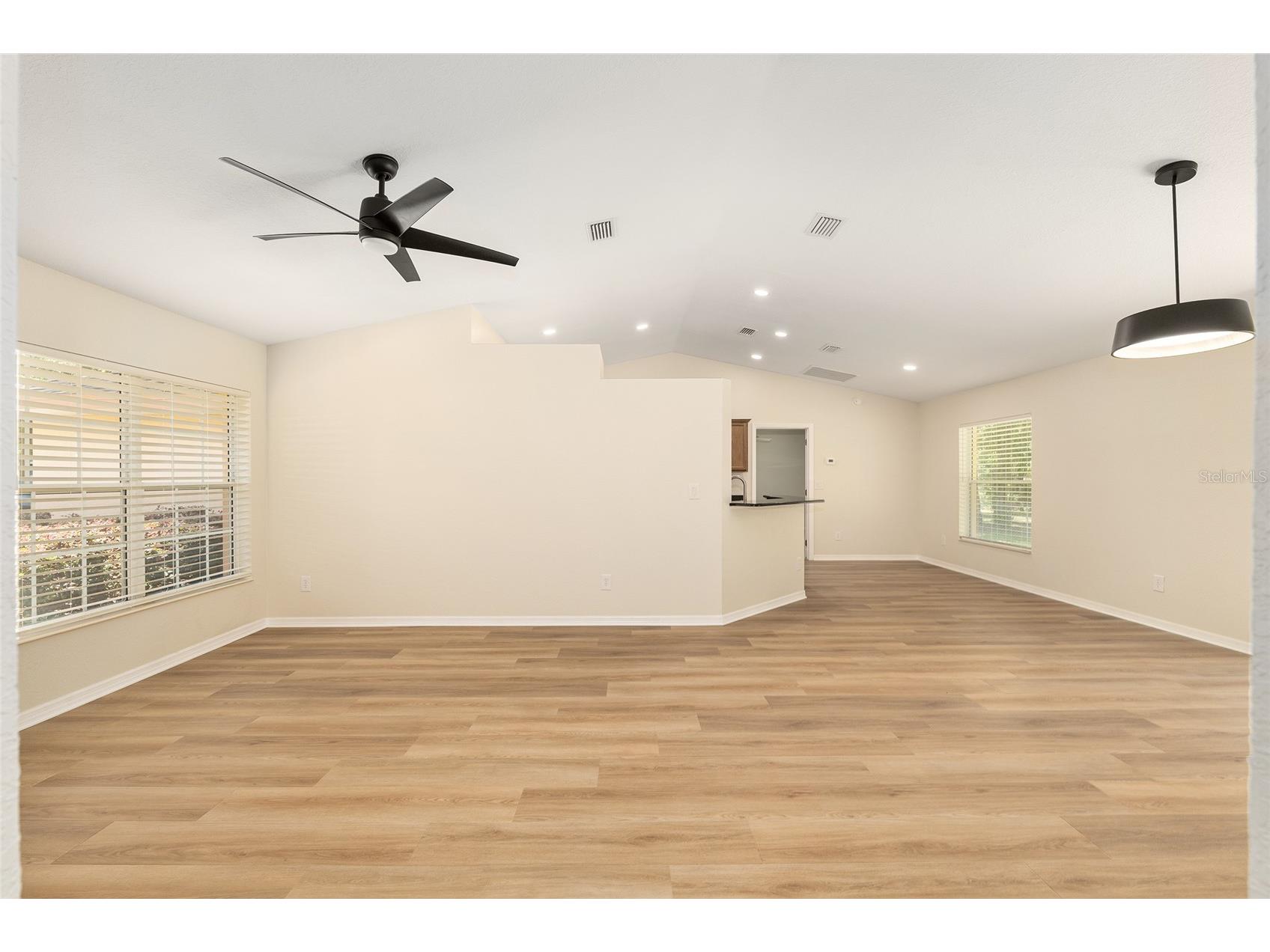 5939 NW 65th Street Ocala FL 34482 OM725008 image17