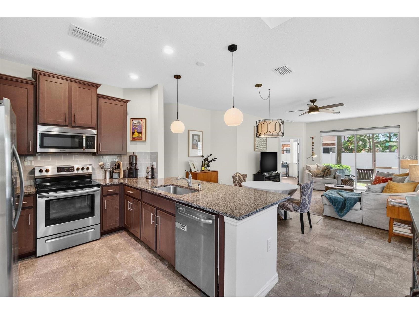 594 52nd Terrace N Saint Petersburg FL 33703 TB8490279 image6