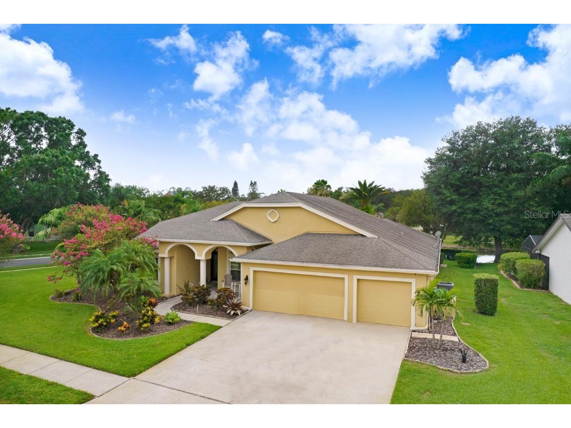 594 Centerwood Drive Tarpon Springs FL 34688 U8207767 image1