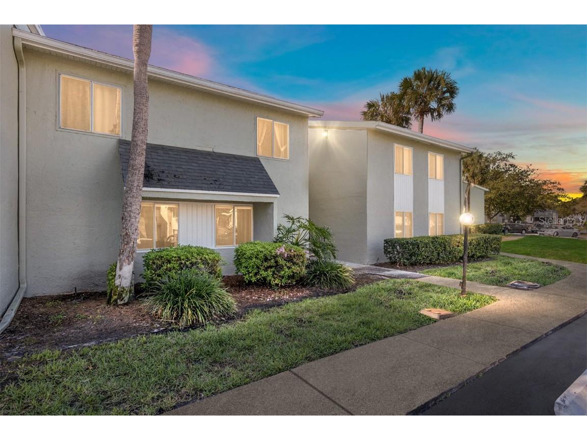 594 Fairways Circle #A Ocala FL 34472 OM676205 image1