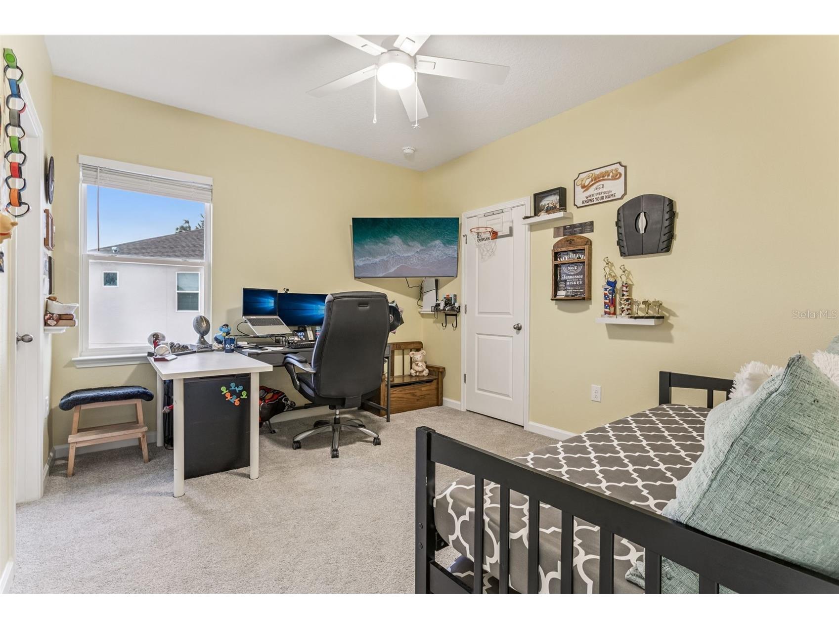 594 Via Bella Court Howey In The Hills FL 34737 O6366238 image34