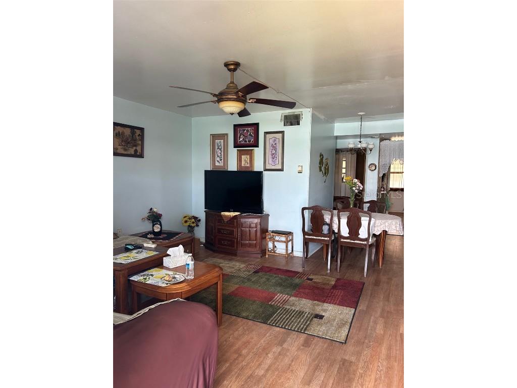 5940 21st Street N #11 Saint Petersburg FL 33714 TB8378124 image11