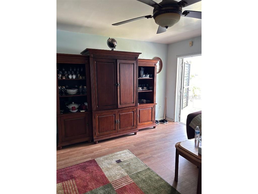 5940 21st Street N #11 Saint Petersburg FL 33714 TB8378124 image14