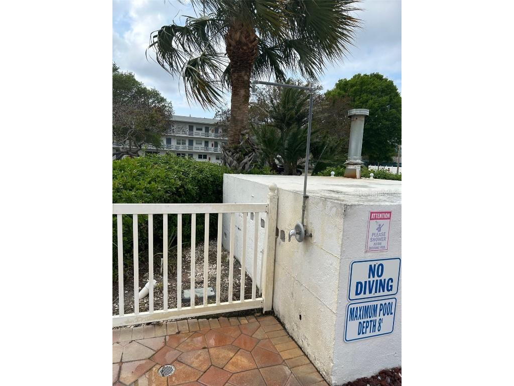 5940 21st Street N #11 Saint Petersburg FL 33714 TB8378124 image39