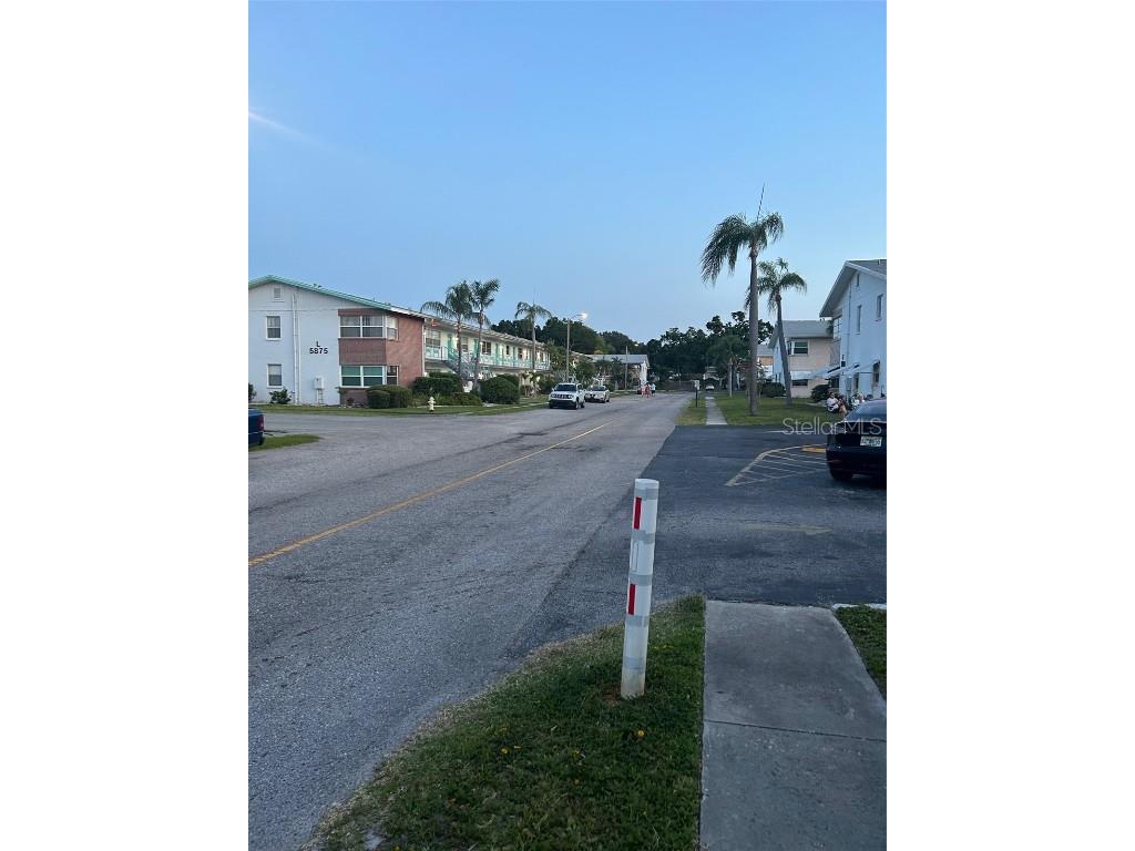 5940 21st Street N #11 Saint Petersburg FL 33714 TB8378124 image9