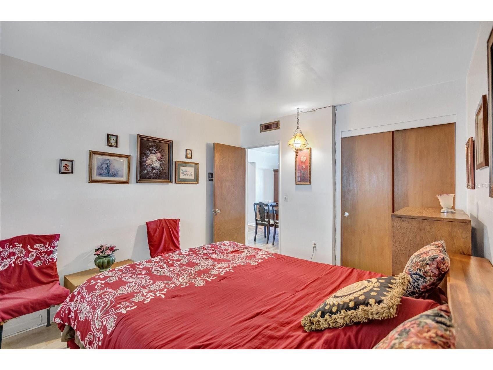 5940 21st Street N #11 Saint Petersburg FL 33714 TB8490924 image10