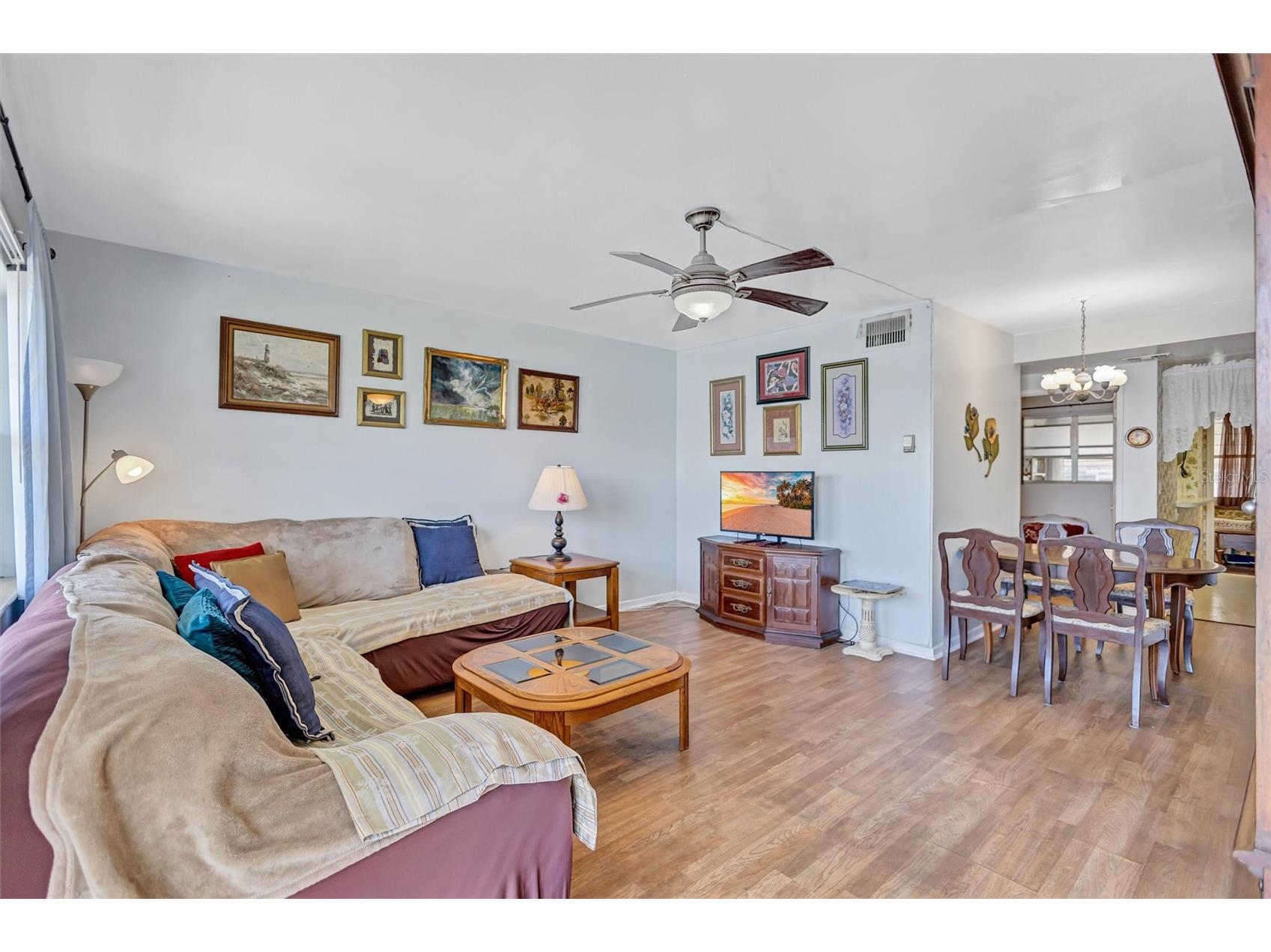 5940 21st Street N #11 Saint Petersburg FL 33714 TB8490924 image4