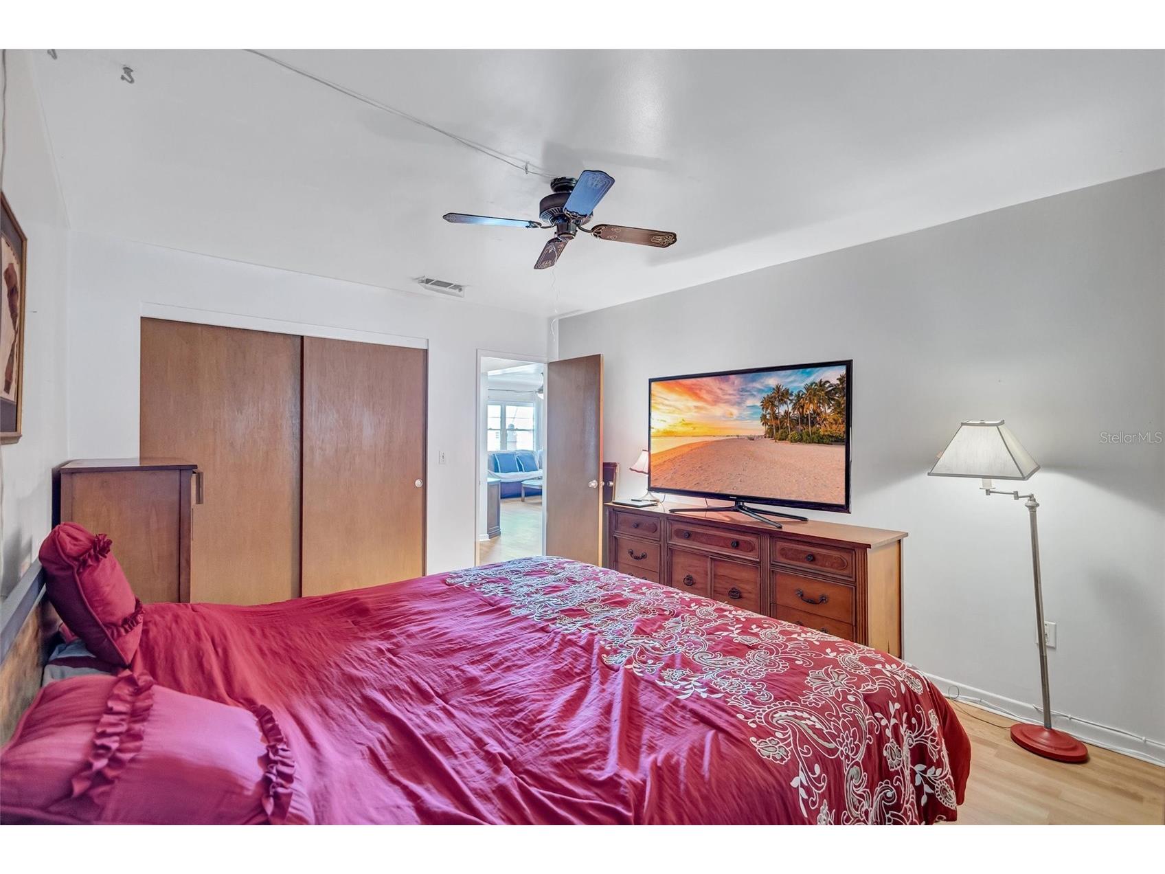 5940 21st Street N #11 Saint Petersburg FL 33714 TB8490924 image8