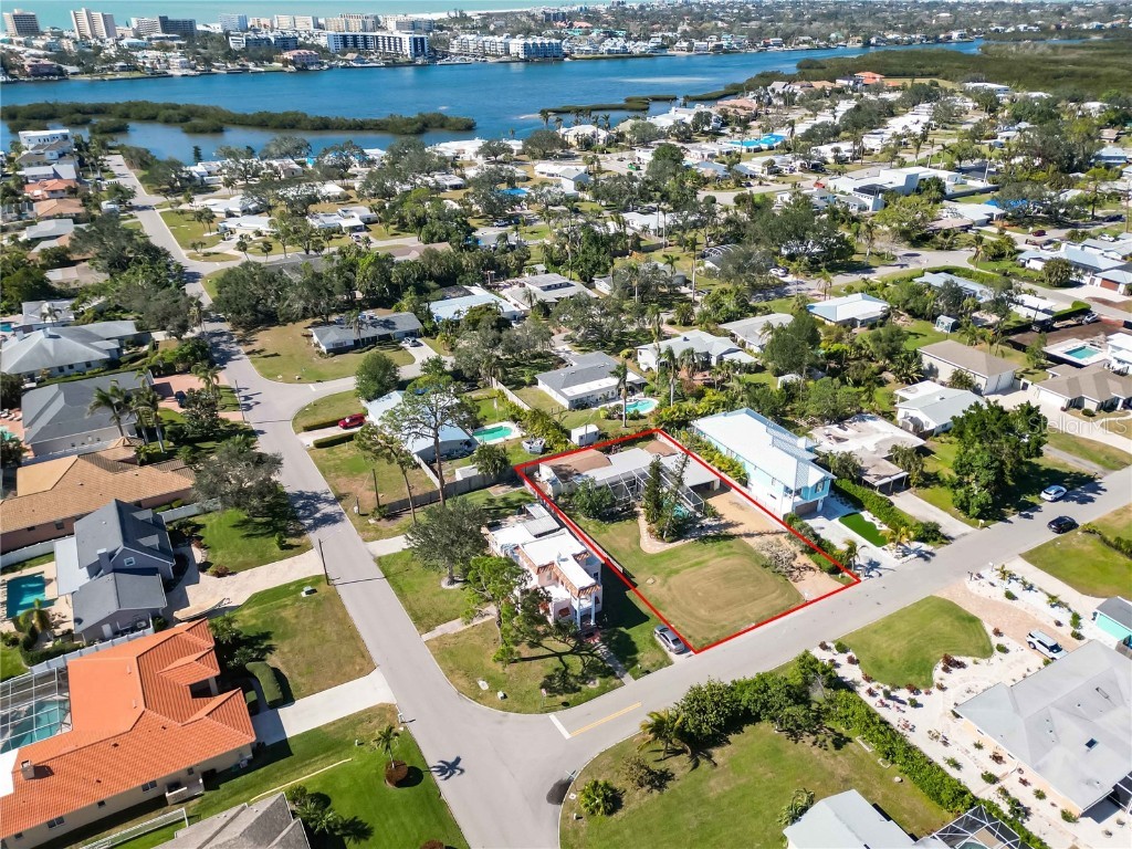 5940 Briarwood Avenue Sarasota FL 34231 A4637376 image1