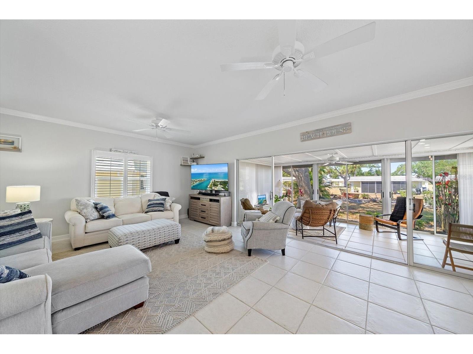 5940 Driftwood Avenue #15 Sarasota FL 34231 A4692199 image19