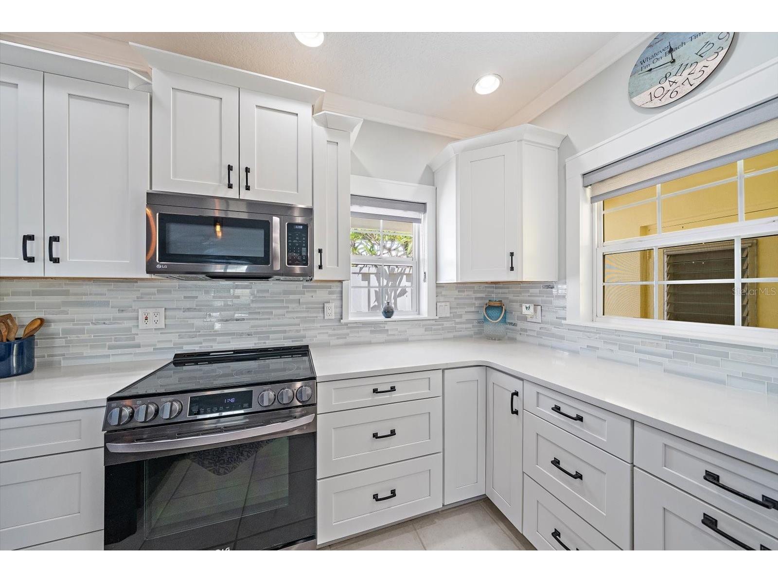 5940 Driftwood Avenue #15 Sarasota FL 34231 A4692199 image20