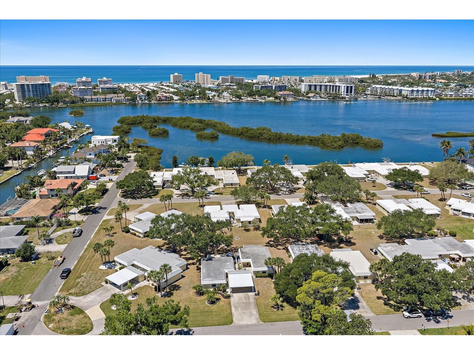 5940 Driftwood Avenue #15 Sarasota FL 34231 A4692199 image3
