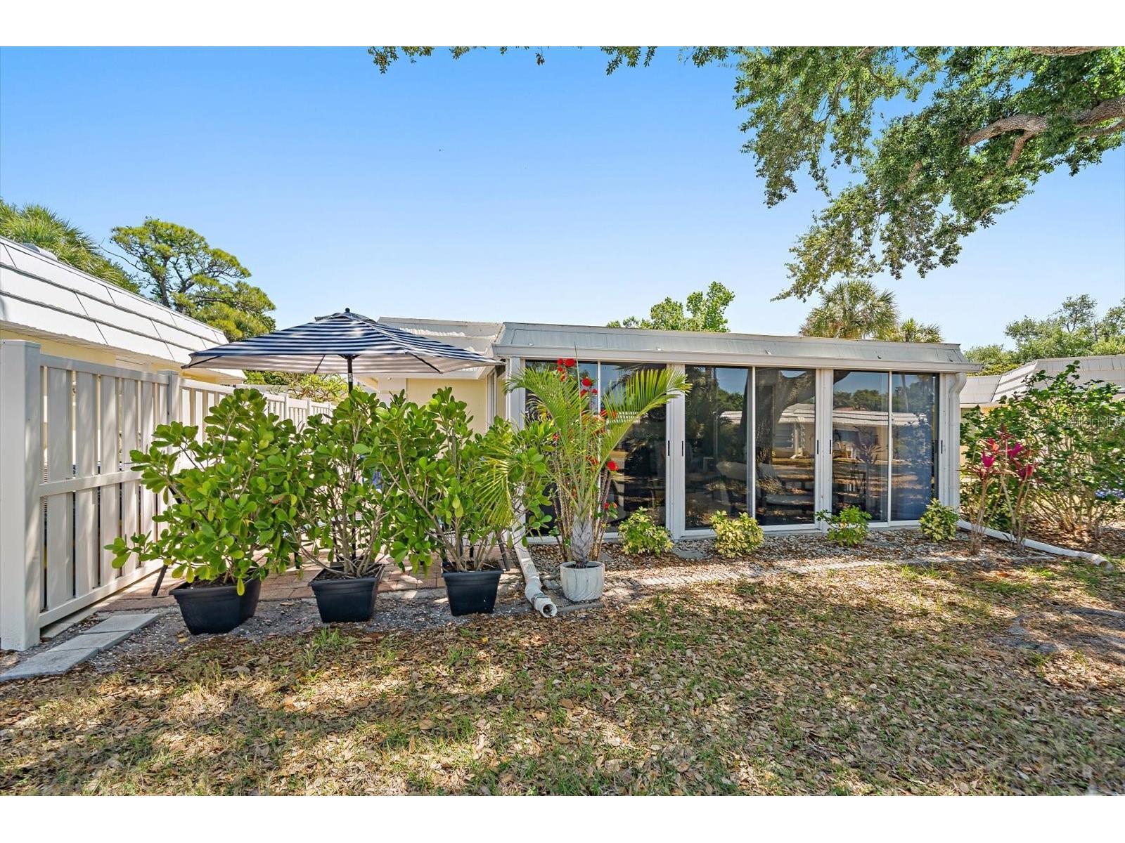 5940 Driftwood Avenue #15 Sarasota FL 34231 A4692199 image30