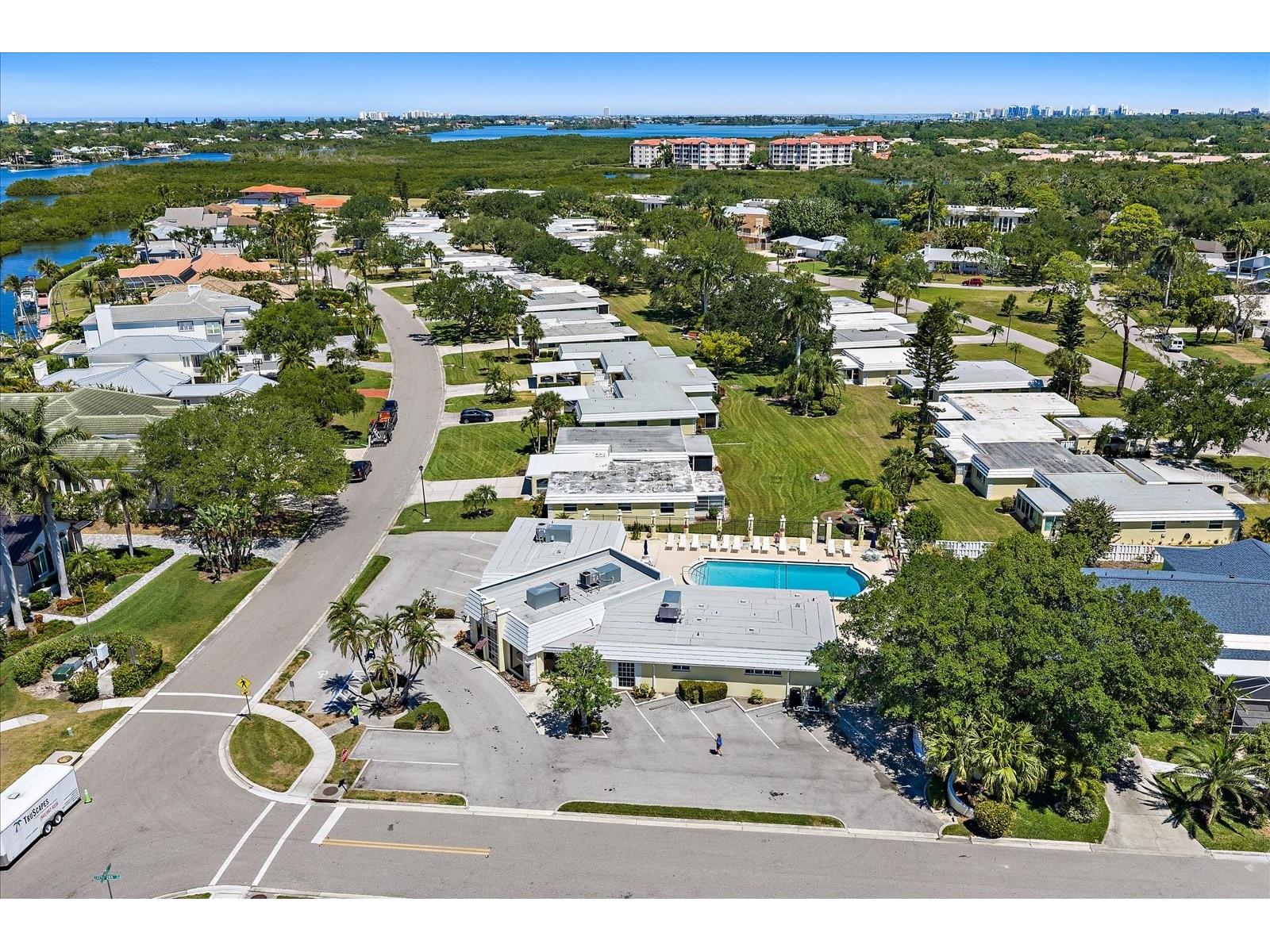 5940 Driftwood Avenue #15 Sarasota FL 34231 A4692199 image32