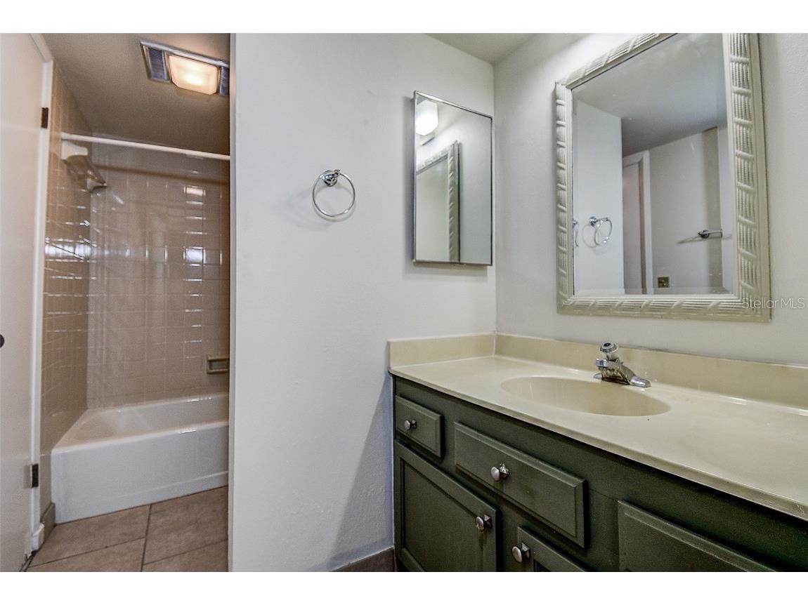 5940 Pelican Bay Plaza S #406 Gulfport FL 33707 TB8402992 image20