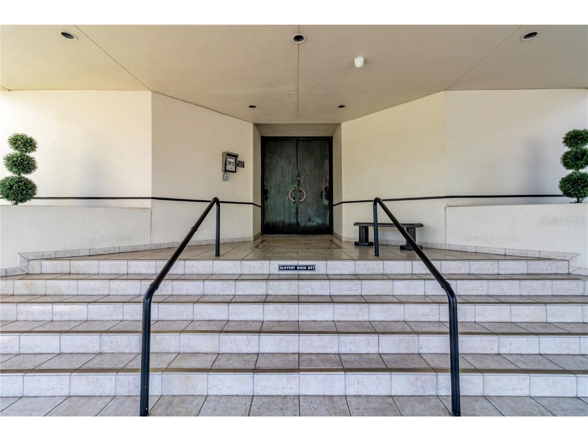 5940 Pelican Bay Plaza S #504 Gulfport FL 33707 TB8444878 image2