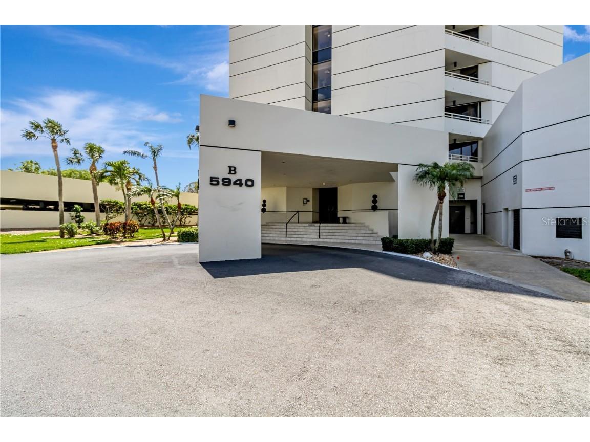 5940 Pelican Bay Plaza S #504 Gulfport FL 33707 TB8444878 image3