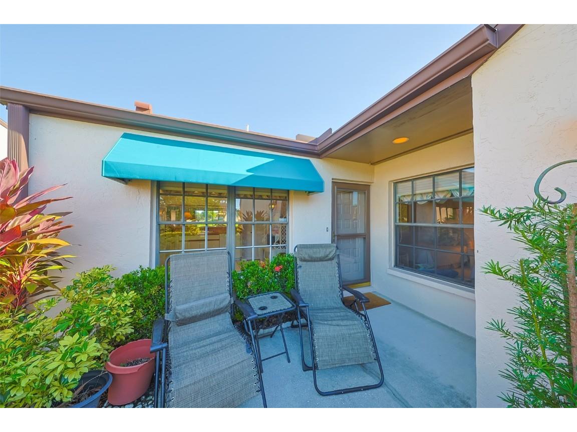 5941 Clubside Drive #5941 Sarasota FL 34243 A4668381 image1