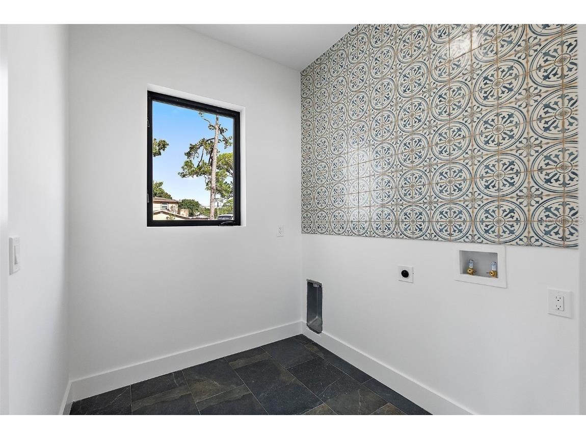 5941 Mangrove Street N Saint Petersburg FL 33703 TB8436801 image18