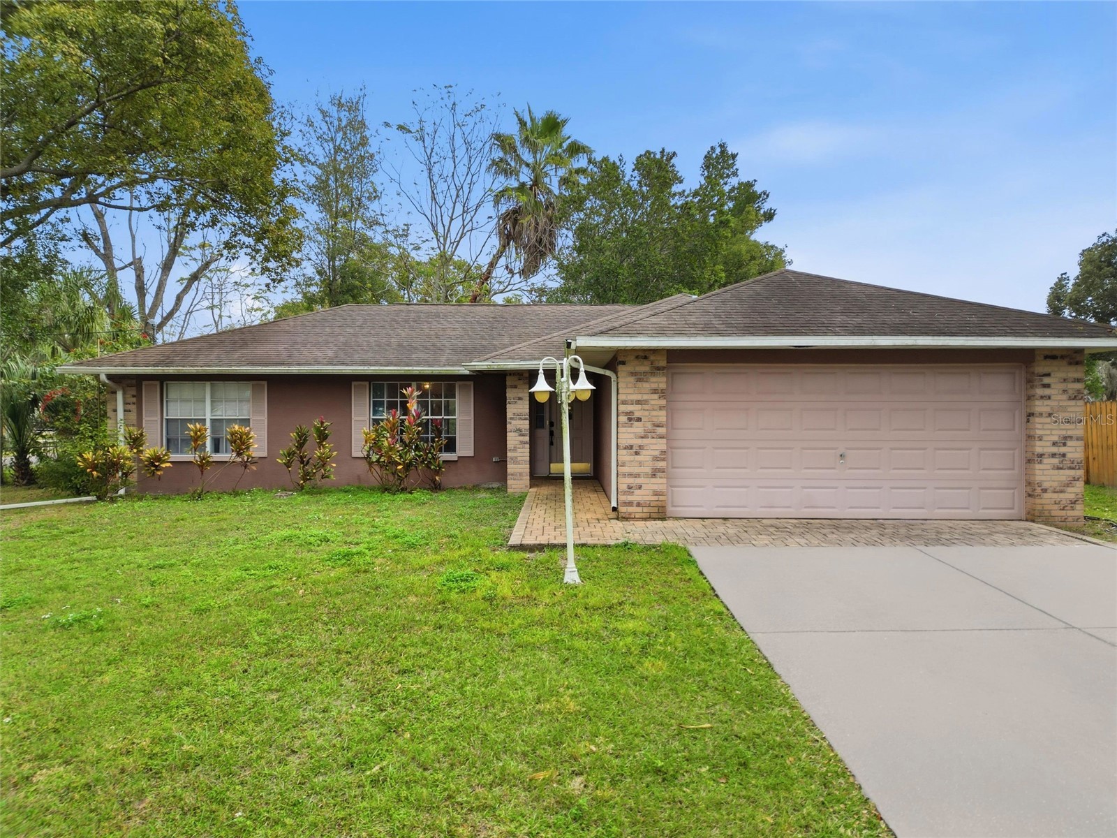 5942 17th Street Zephyrhills FL 33542 TB8463054 image1