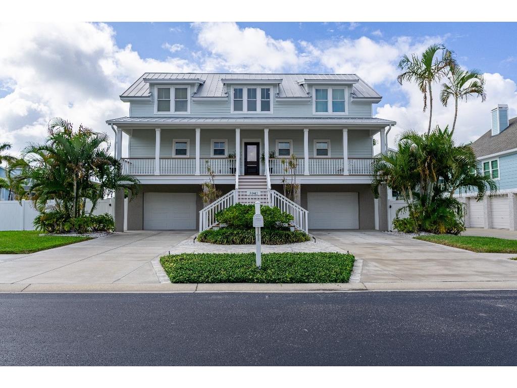 5942 Bayview Circle S Gulfport FL 33707 W7859967 image1