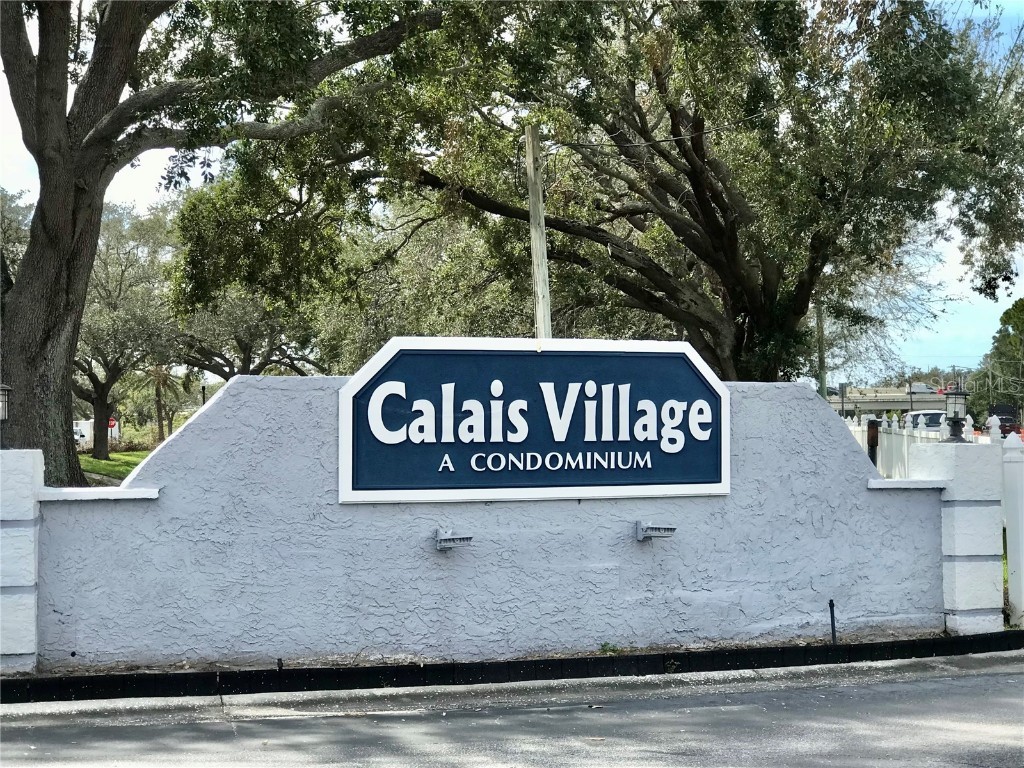5943 Calais Boulevard N #11 Saint Petersburg FL 33714 TB8313422 image1