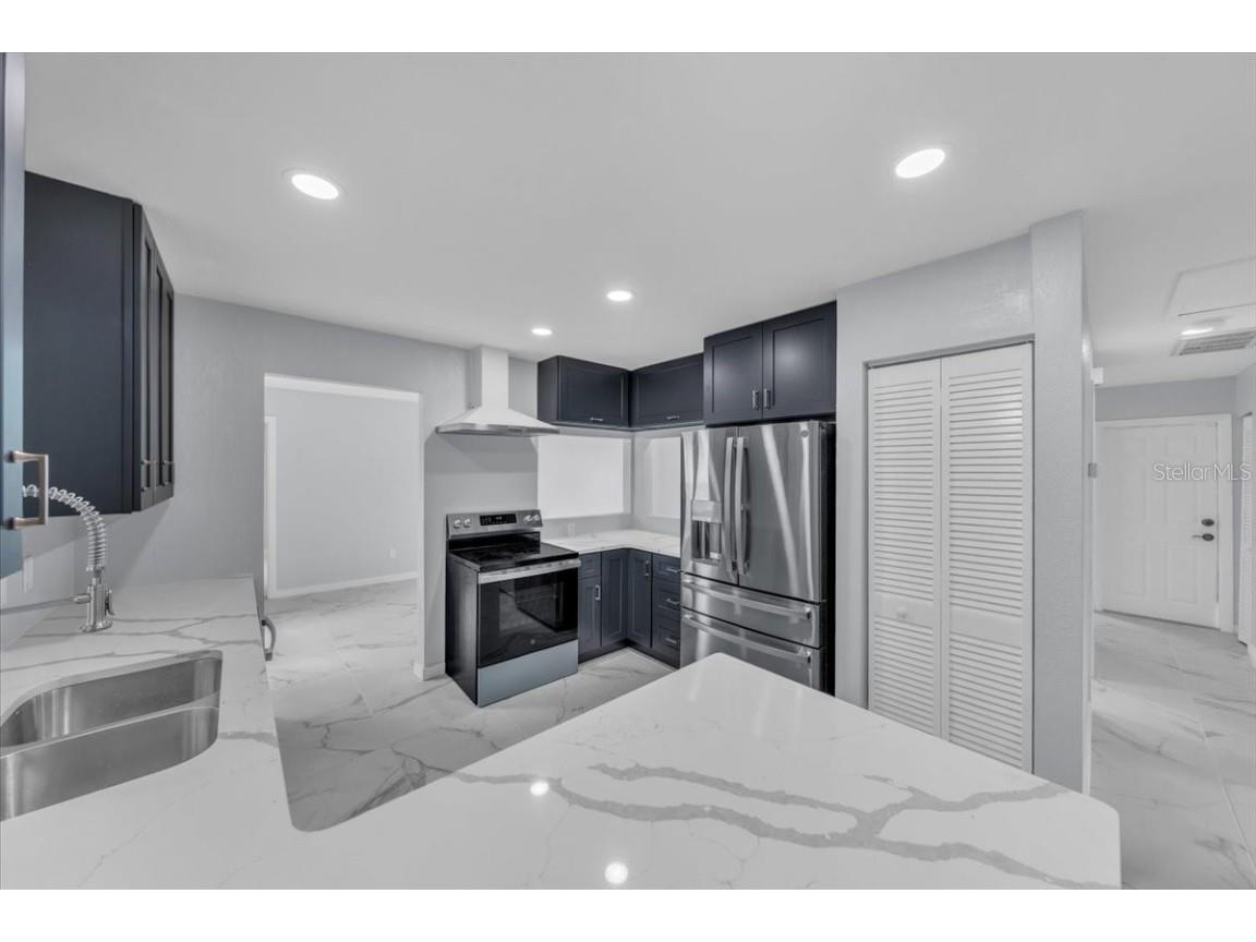 5945 64th Terrace North Pinellas Park FL 33781 TB8420605 image7