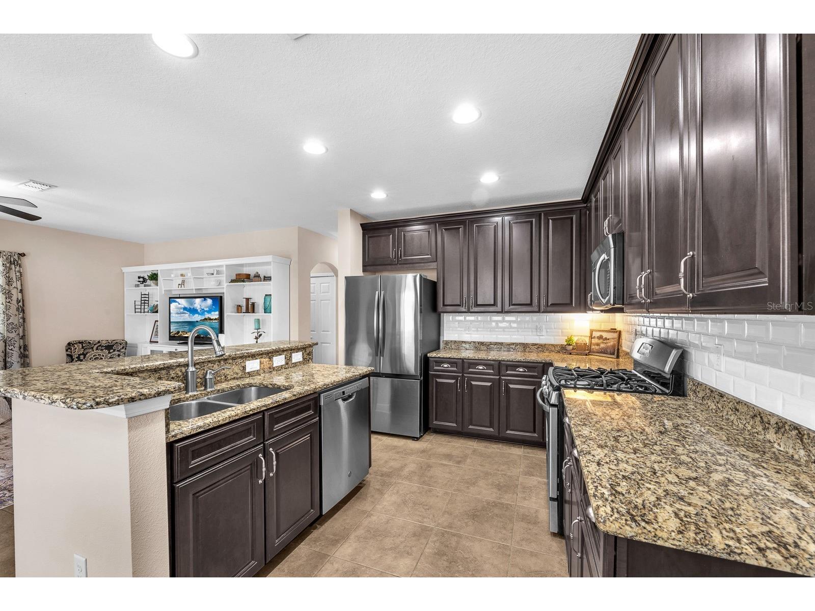 5945 Beaconpark Street Lithia FL 33547 TB8485146 image17