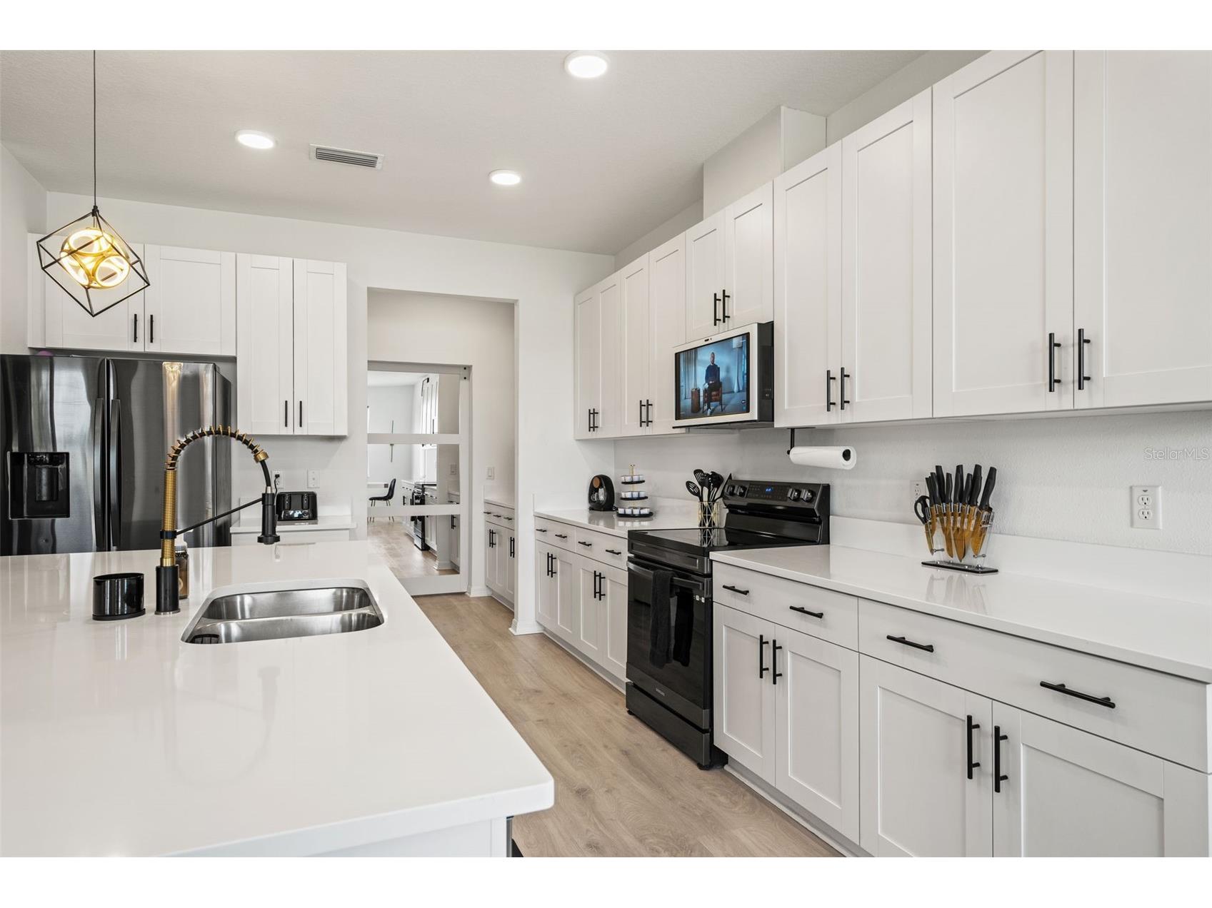 5945 Newberry Pines Avenue Wesley Chapel FL 33545 TB8506109 image13