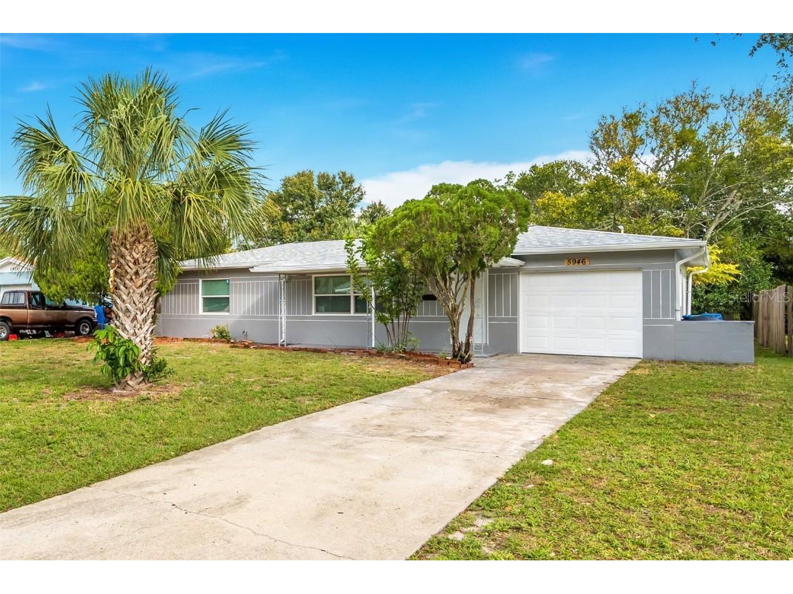 5946 6th Street S Saint Petersburg FL 33705 U8185693 image1