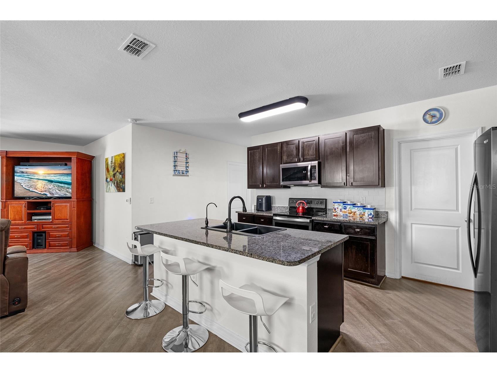 5946 81st Avenue N Pinellas Park FL 33781 TB8493871 image14