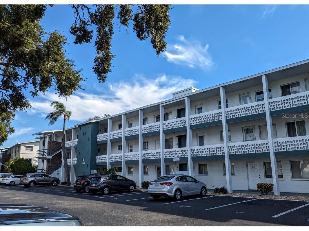 5947 17th Street W #A-34 Bradenton FL 34207 A4579109 image1