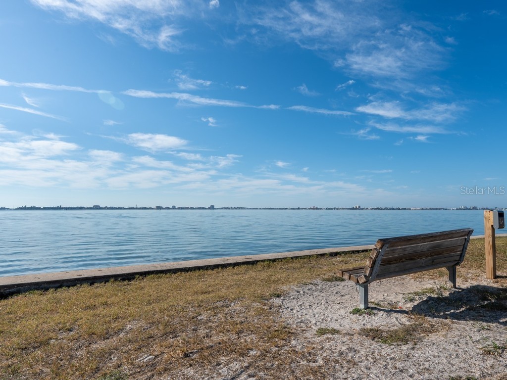 5947 Bayview Circle S Gulfport FL 33707 - BOCA CIEGA BAY A4672514 image100