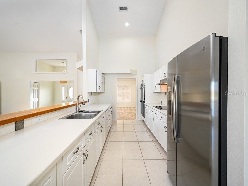 5947 Bayview Circle S Gulfport FL 33707 - BOCA CIEGA BAY A4672514 image12