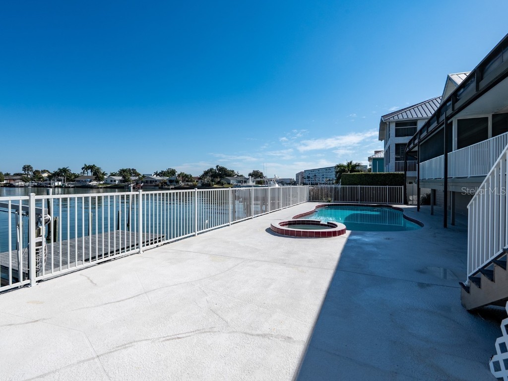 5947 Bayview Circle S Gulfport FL 33707 - BOCA CIEGA BAY A4672514 image40