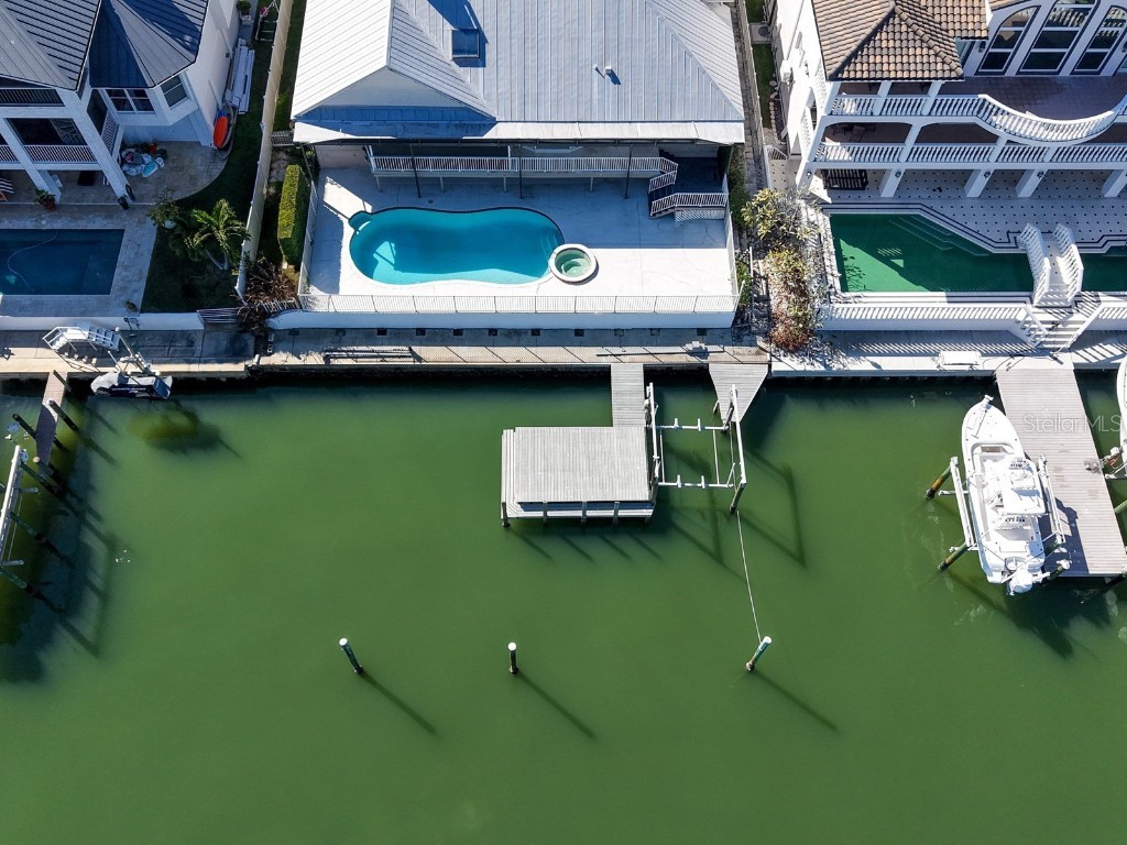 5947 Bayview Circle S Gulfport FL 33707 - BOCA CIEGA BAY A4672514 image50