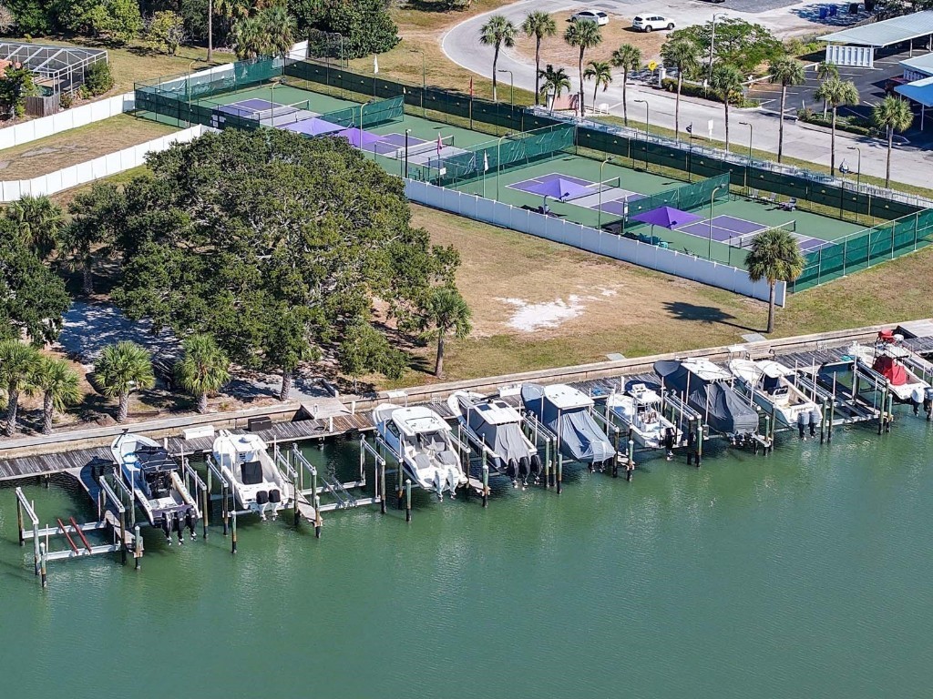 5947 Bayview Circle S Gulfport FL 33707 - BOCA CIEGA BAY A4672514 image79