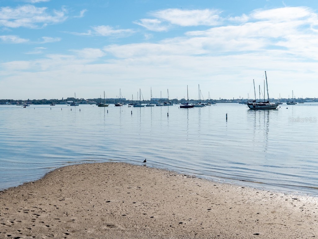 5947 Bayview Circle S Gulfport FL 33707 - BOCA CIEGA BAY A4672514 image98