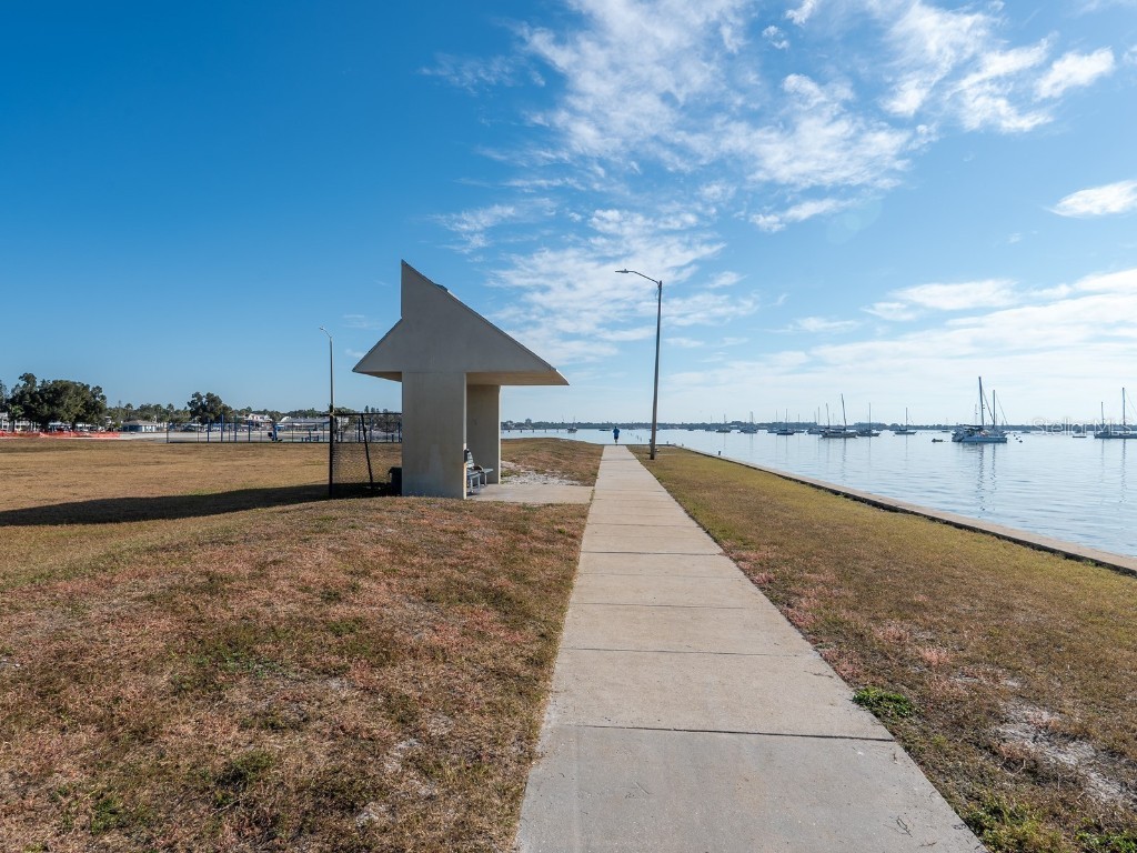 5947 Bayview Circle S Gulfport FL 33707 - BOCA CIEGA BAY A4672514 image99