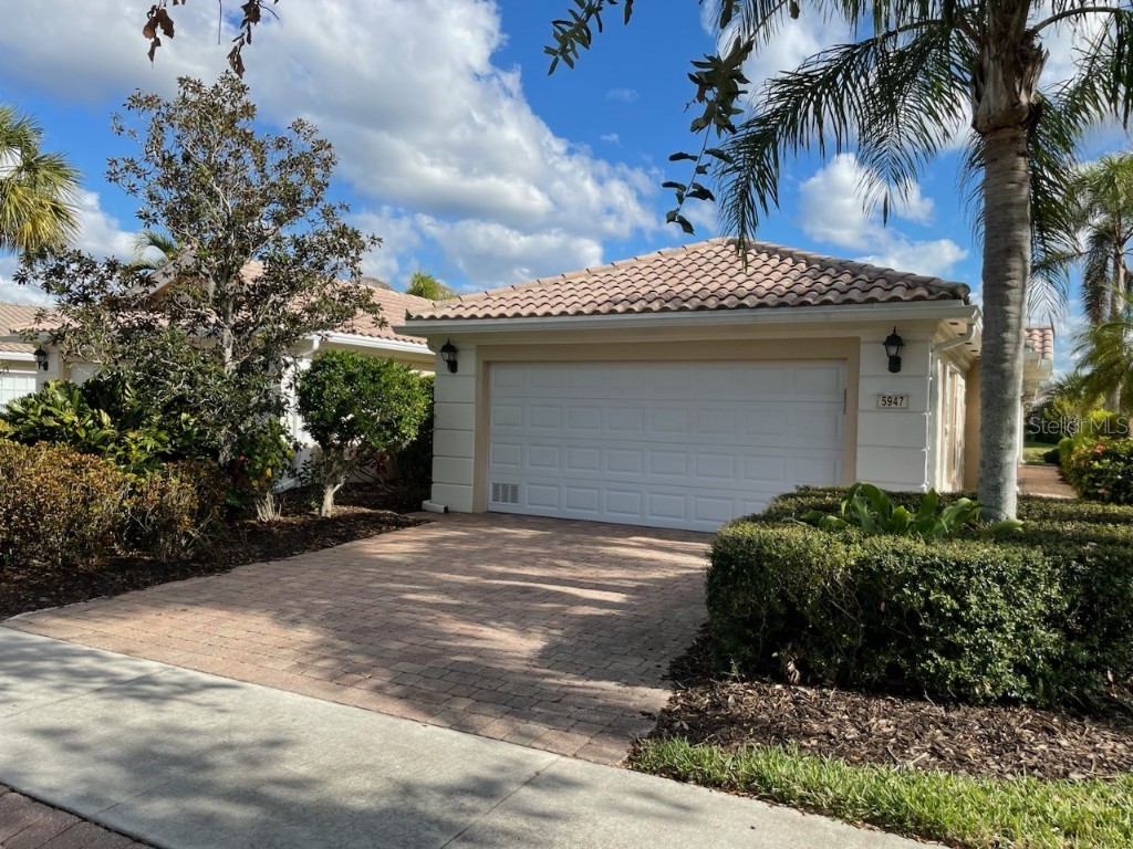 5947 Benevento Drive Sarasota FL 34238 A4633233 image1