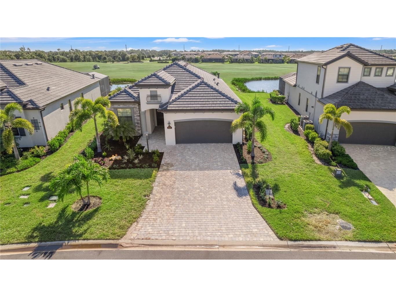 5947 Brandon Run Lakewood Ranch FL 34211 A4577815 image12