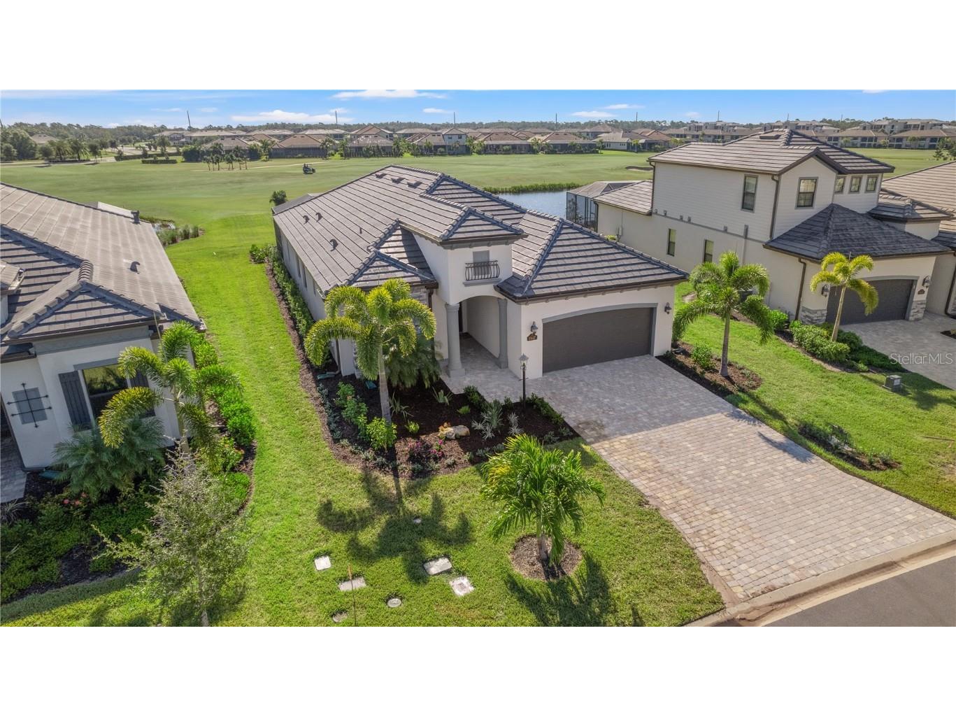 5947 Brandon Run Lakewood Ranch FL 34211 A4577815 image3