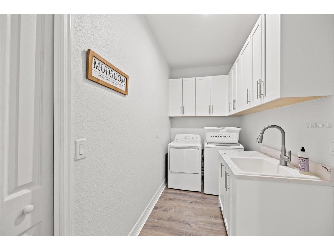 5947 Brandon Run Lakewood Ranch FL 34211 A4577815 image43